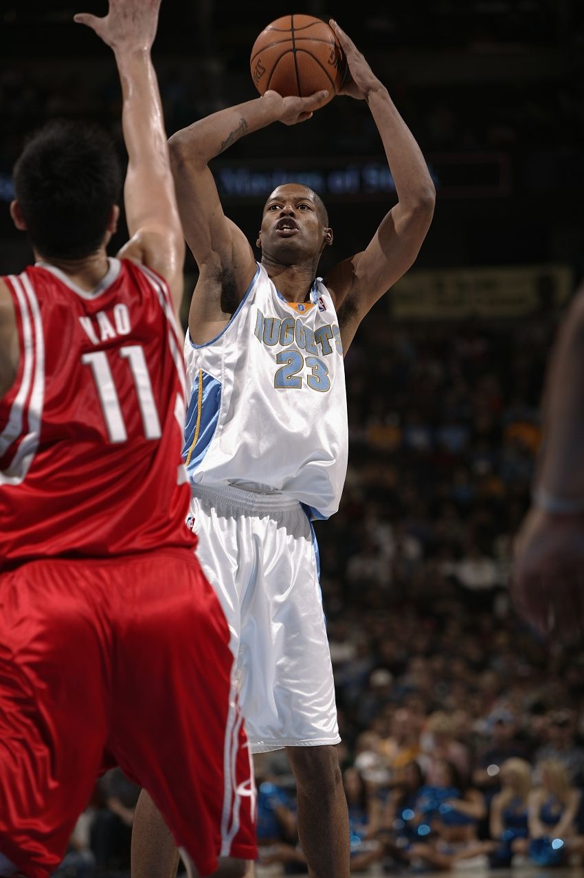  p>马库斯·坎比(marcus camby),1974年3月22日出生于美国 a href="#"