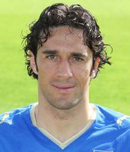  p>卢卡·托尼(luca toni),1977年5月26日出生于意大利帕夫洛尼尔