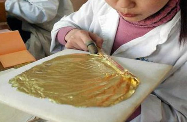 食用金箔为什么可以吃_食用金箔 9999金箔 金箔厂家_食用金箔会变色吗