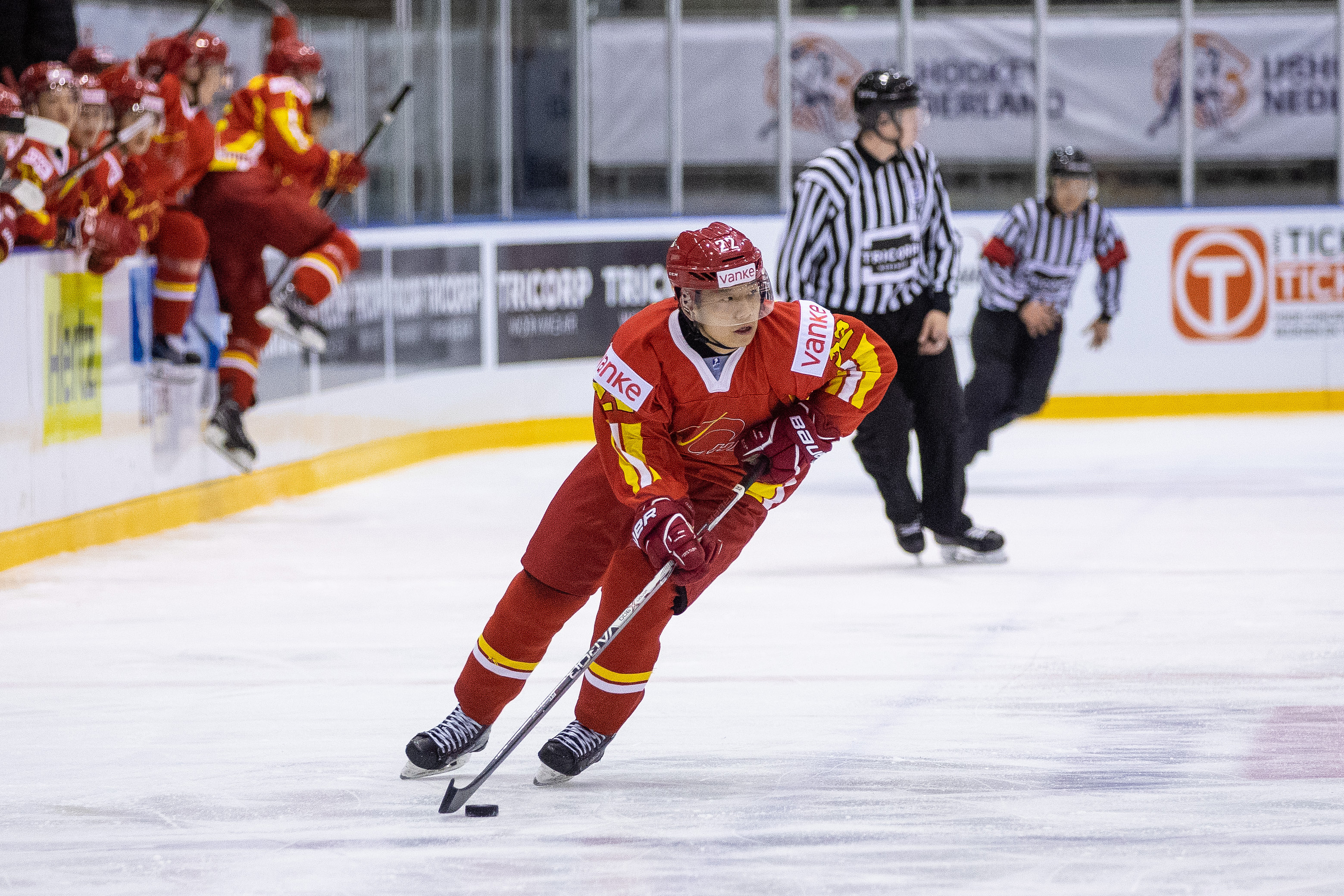 中国男子冰球队