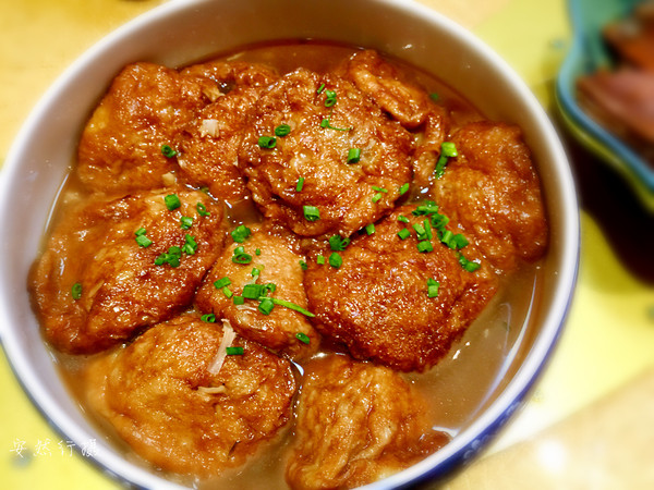  p>肉馅豆腐夹是一款以 a target="_blank" href="/item/豆腐/272285"