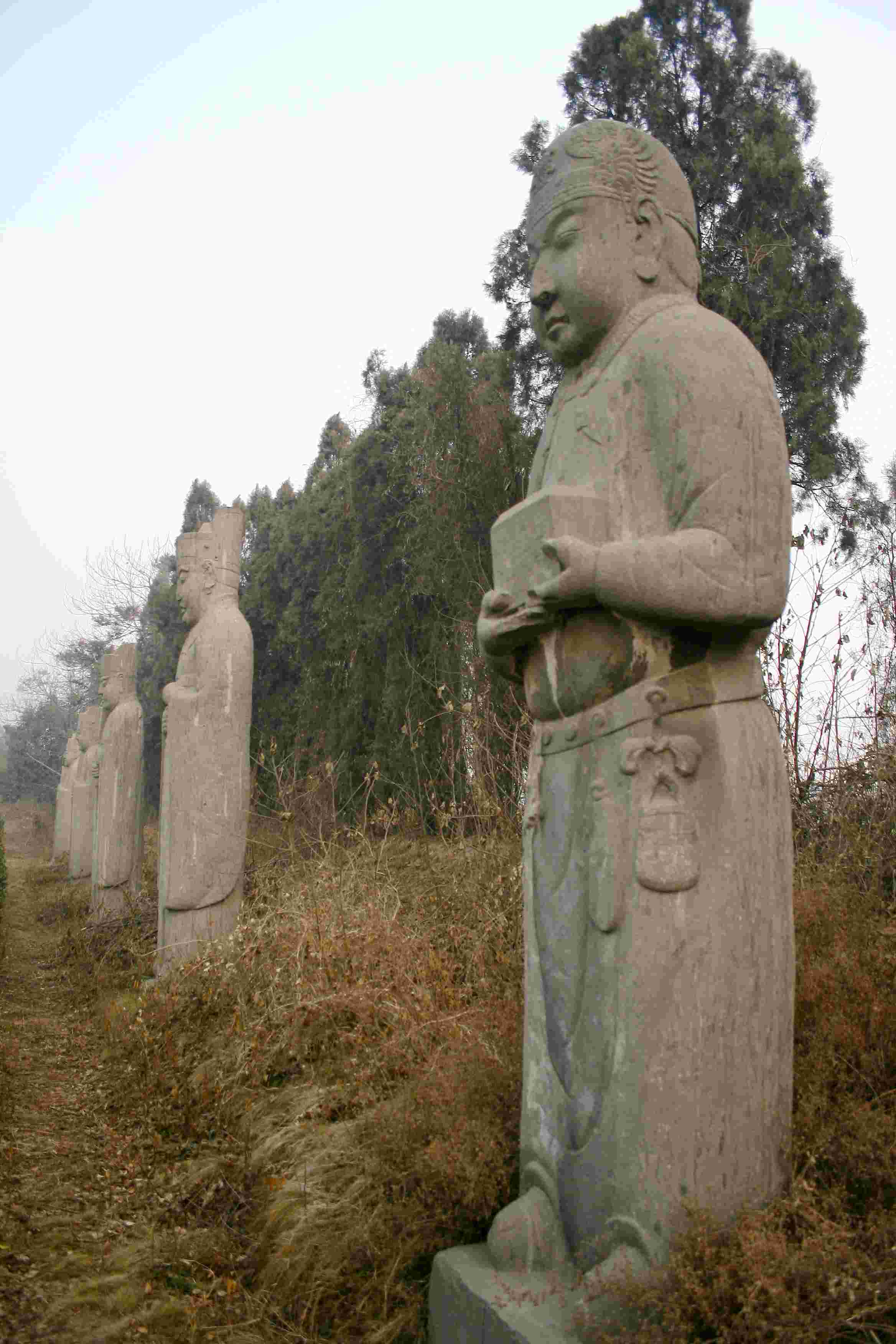  p>北宋帝陵神道石像生组合承上启下, 影响深远, 其雕镌技法高超