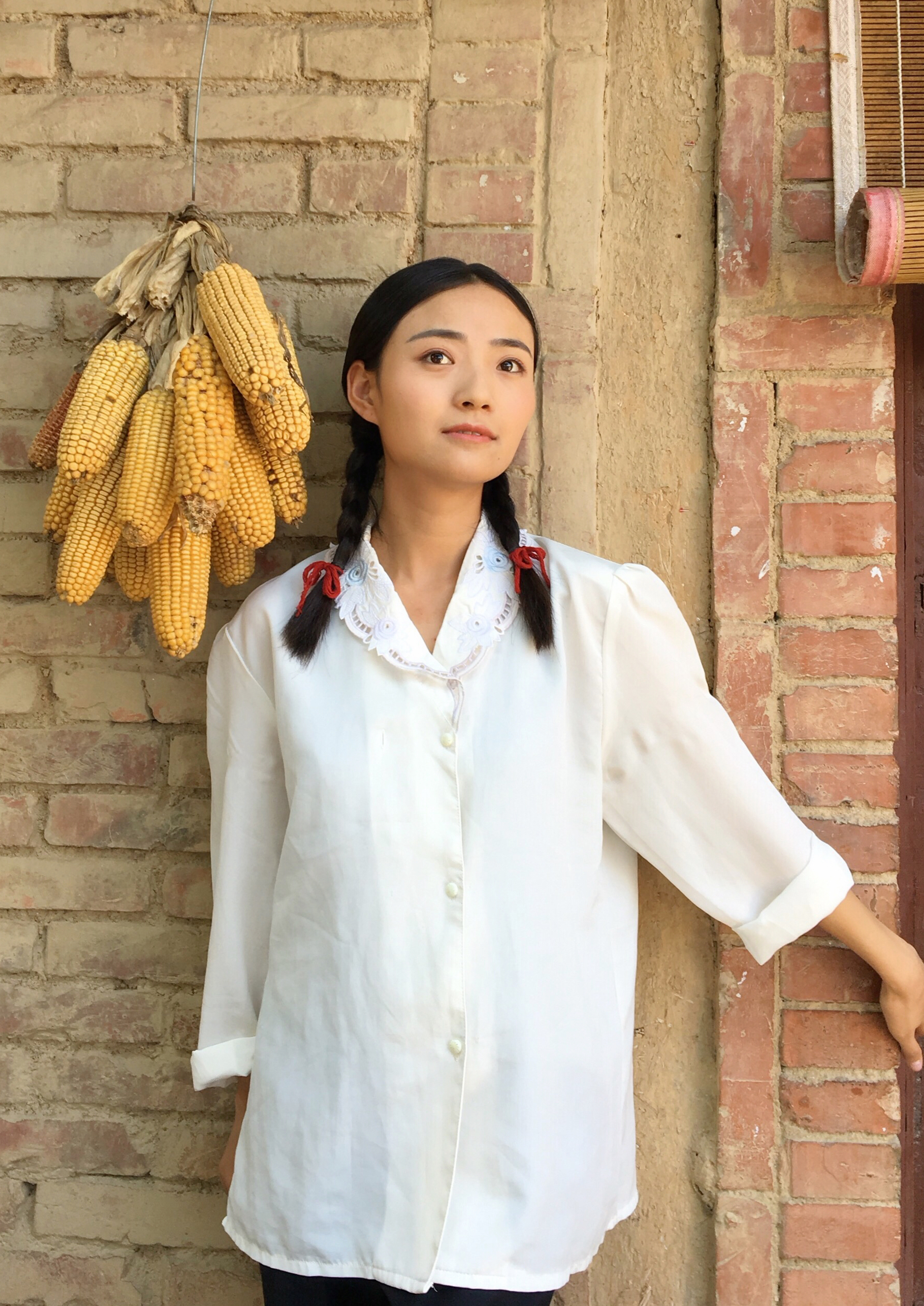  p data-id="gnzzvlcmts">安宁,出生于陕西咸阳,中国内地女演员.