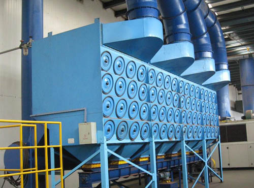  p>过滤式除尘器是使含尘气体通过一定的过滤材料来达到分离气体中