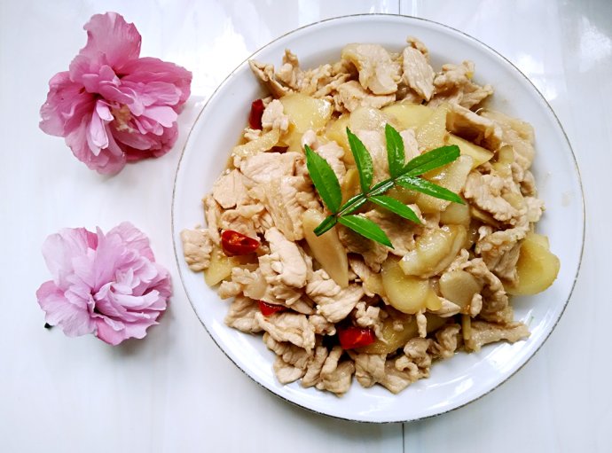 嫩姜炒肉片
