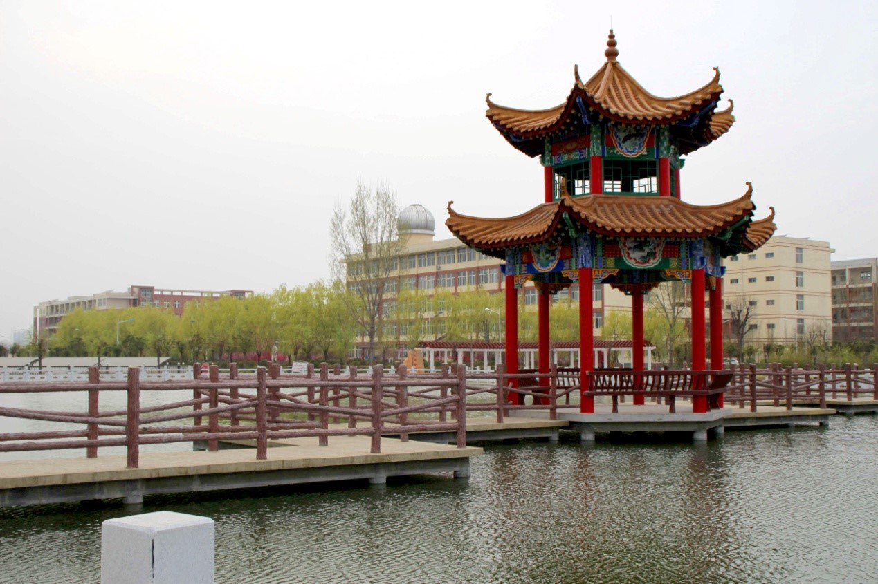 河南省鲁山县第一高级中学