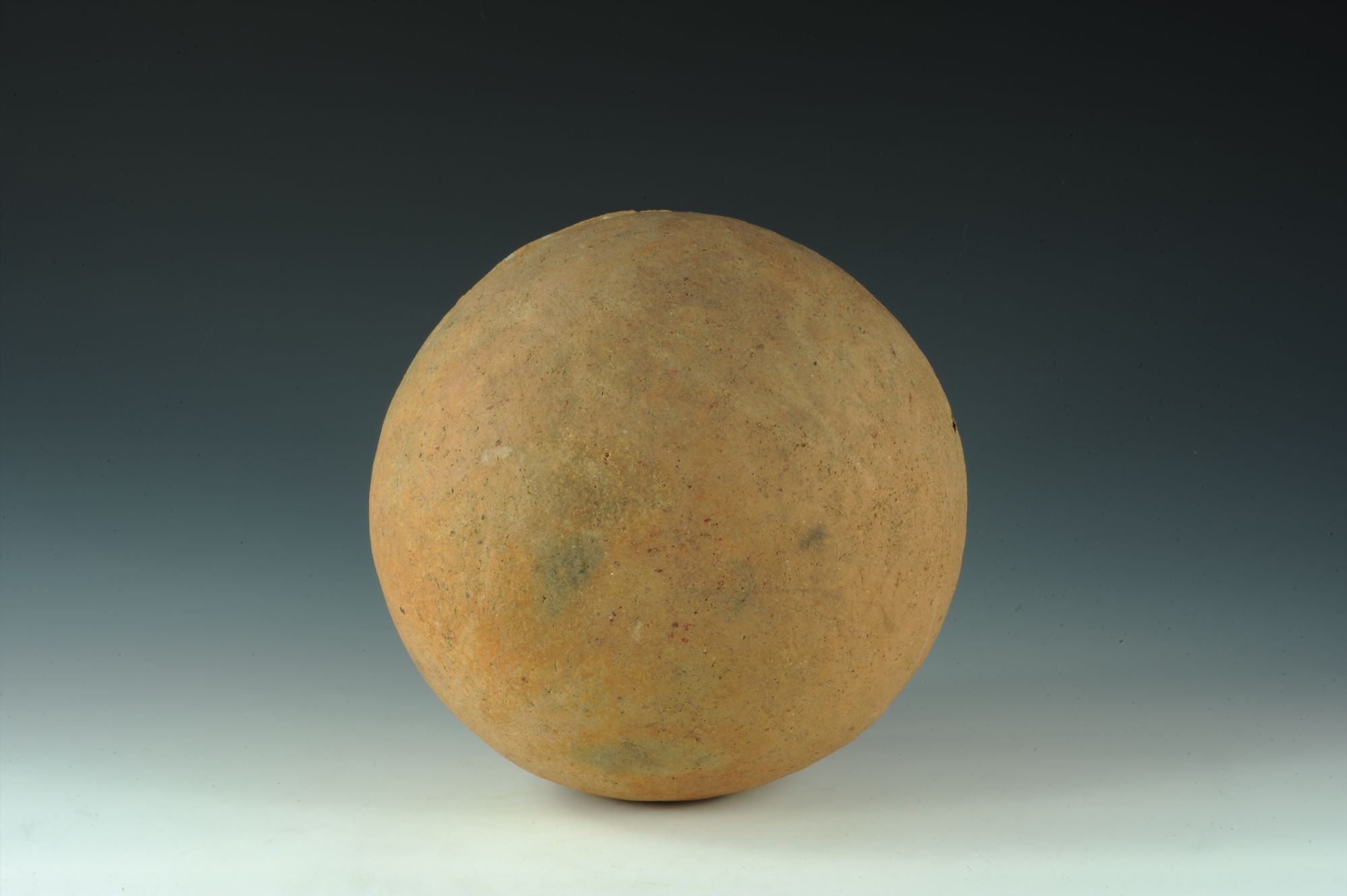 汉代夹砂红陶釜