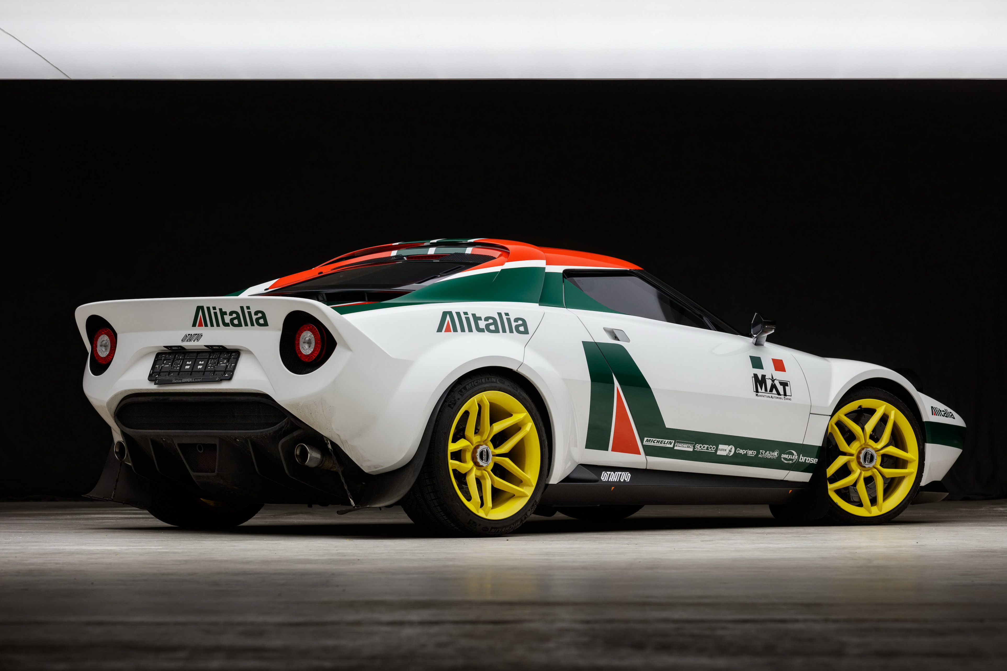  p>蓝旗亚也译成蓝西亚(lancia)是 a target="_blank" href="/item