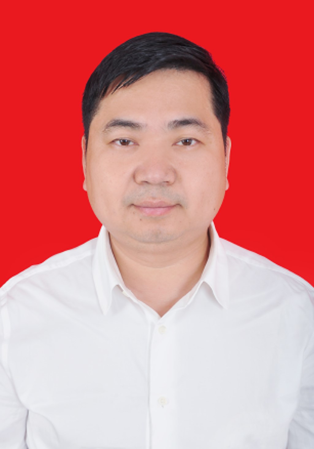  /p> p>现任湖南省衡阳市衡南县委常委,县人民政府党组副书记,常务副