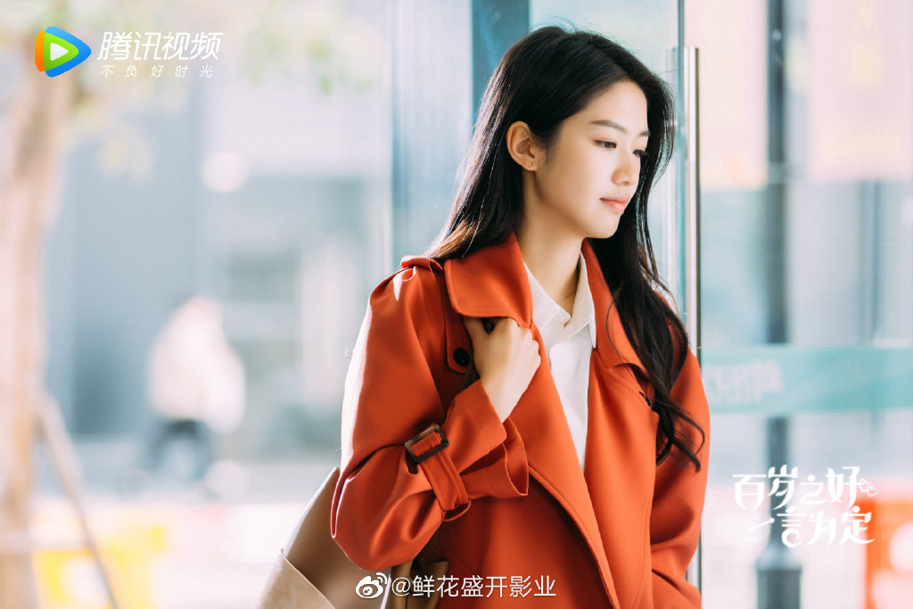  p data-id="2dxtpjwbzdd">夏林希, a target=