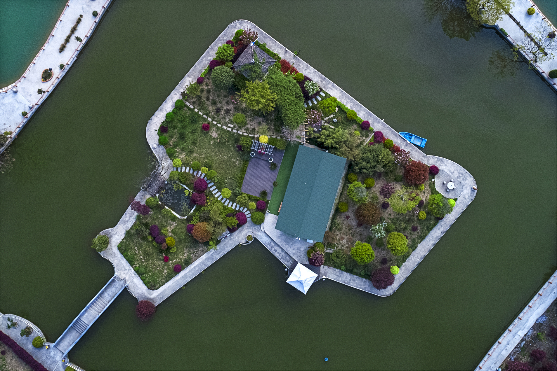  p>薛家镇,隶属于江苏省常州市新北区.