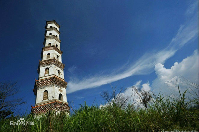 target="_blank" href="/item/梧州市">梧州市 /a>龙圩区,位于龙圩区
