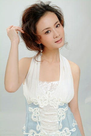 data-lemmaid="1308428">北京电视台 /a>担任节目主持人,先后任职于