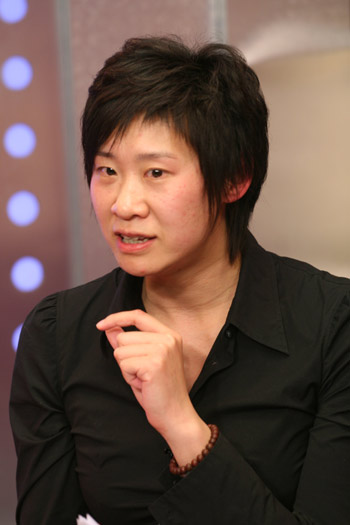  p data-id="gnx0isfprf">乐靖宜,1975年3月19日生于中国上海市,前