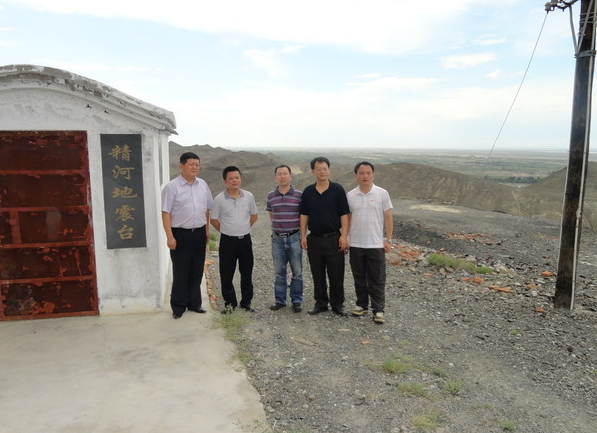 target="_blank" href="/item/精河县/154769" data