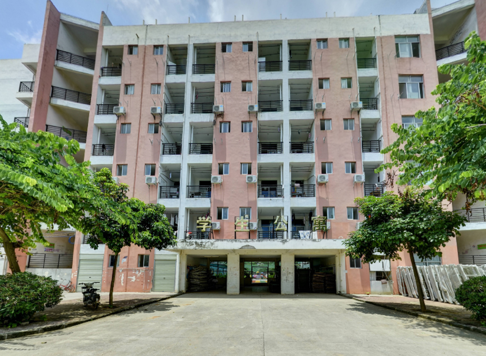  p>广西演艺职业学院(guangxi art vocational college)成立于2004年