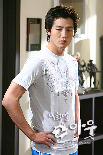  p>李廷镇 i>(         ,lee jung jin) /i>,1978年5月25日出生于韩国