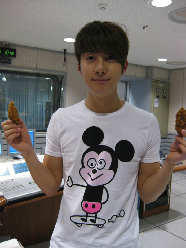  p>hey g,由ss501成员 a target="_blank" href="/item/金亨俊