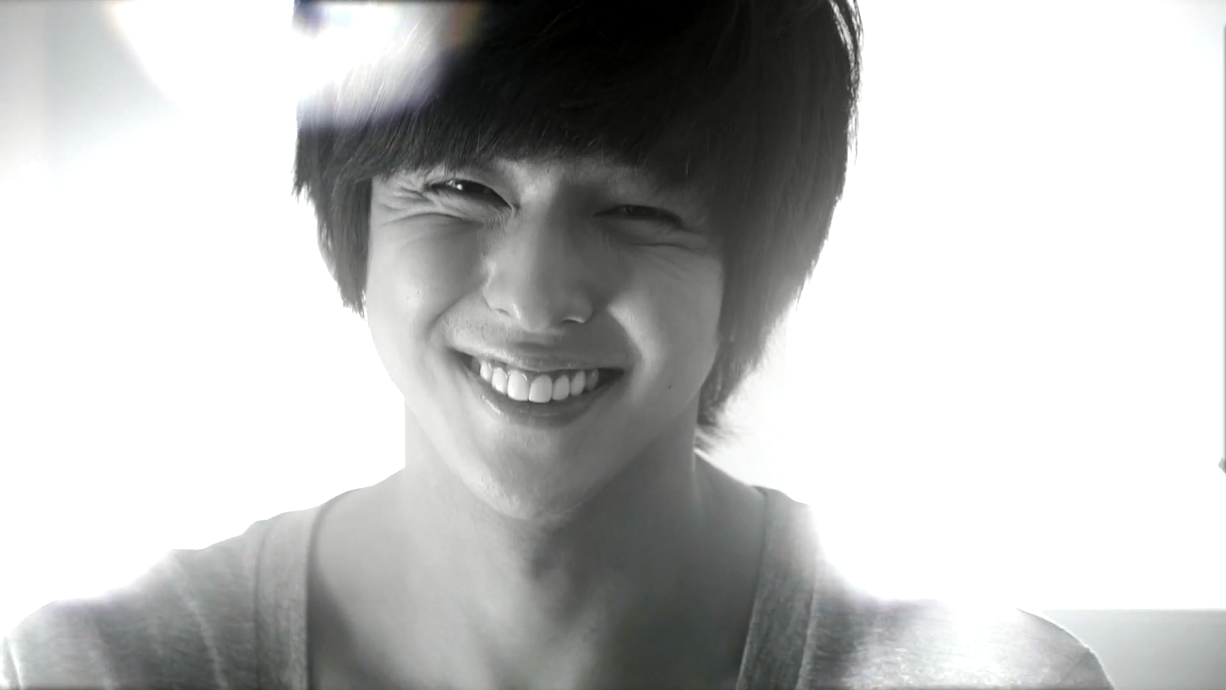  p>《我爱李泰利》是韩国 a href="#">tvn /a>于2012年5月28日起播出