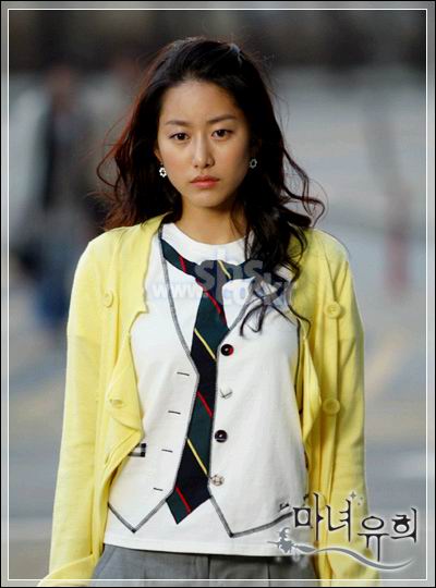  p>《魔女幼熙》是韩国 a target="_blank" href="/item/sbs/30553"