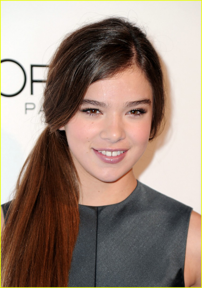  p>海莉·斯坦菲尔德 i>(hailee steinfeld) /i>,1996年12月11日出生