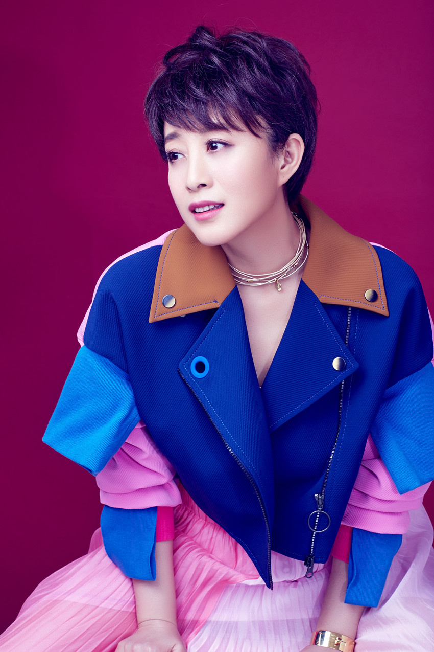  p data-id="go04kvk1k9">赵倩,出生于北京,毕业于 a target="_blank"