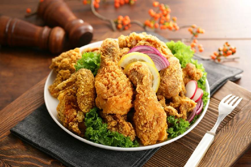  p>炸鸡是一系列用油炸制 a target="_blank" href="/item/鸡肉