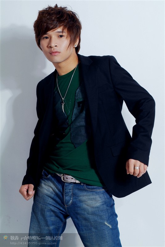  p data-id="gn6xp87573">《等了那么久》是冷漠演唱的歌曲,由凡星