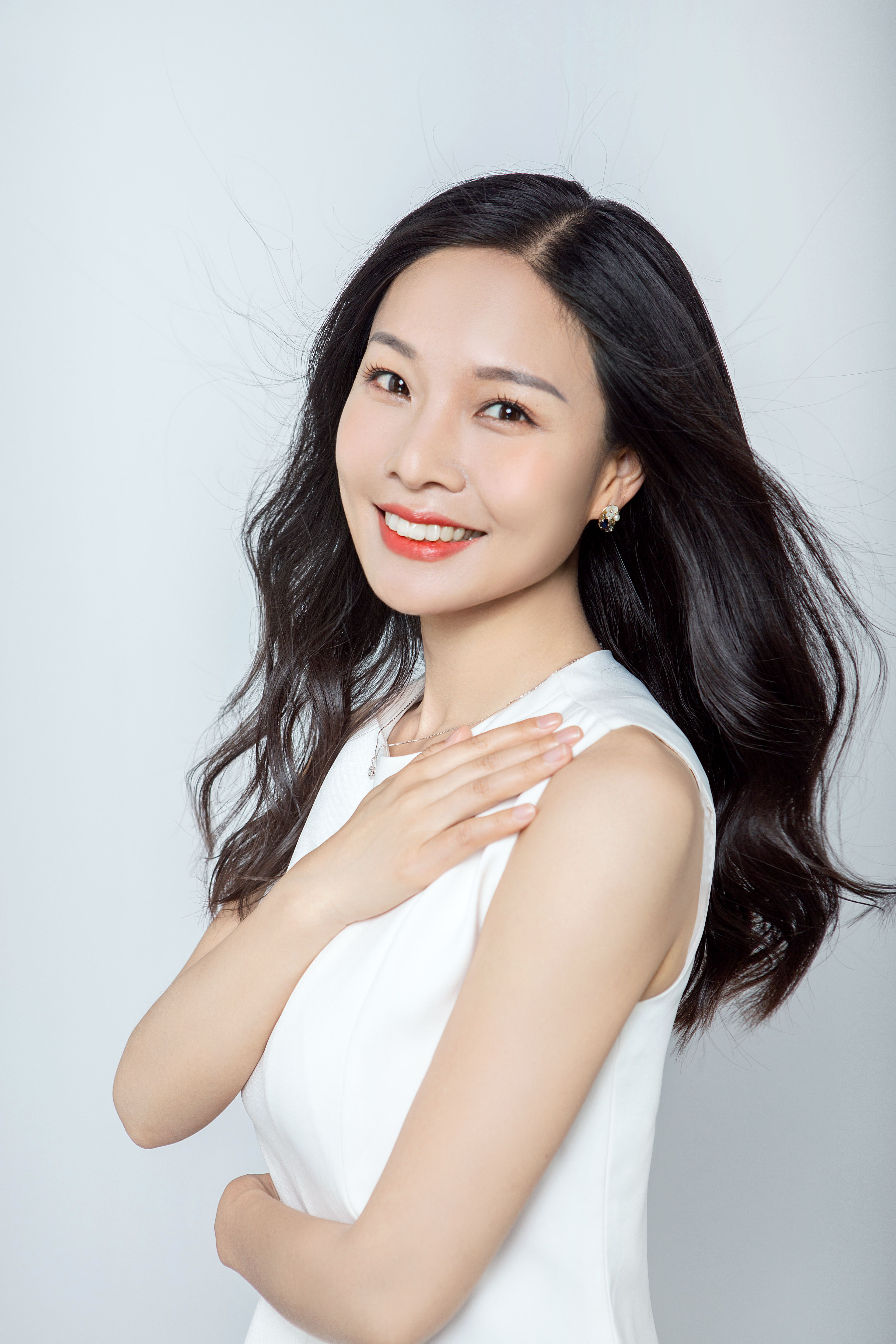  p>张萌,歌手,商丘柘城人. /p> p>代表作品《美丽商丘》. /p>