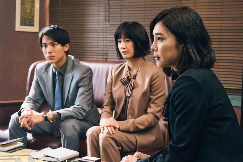  /p> p>2008年,主演舞台剧《花の海 花いろの风-里山小学校5年1组-》