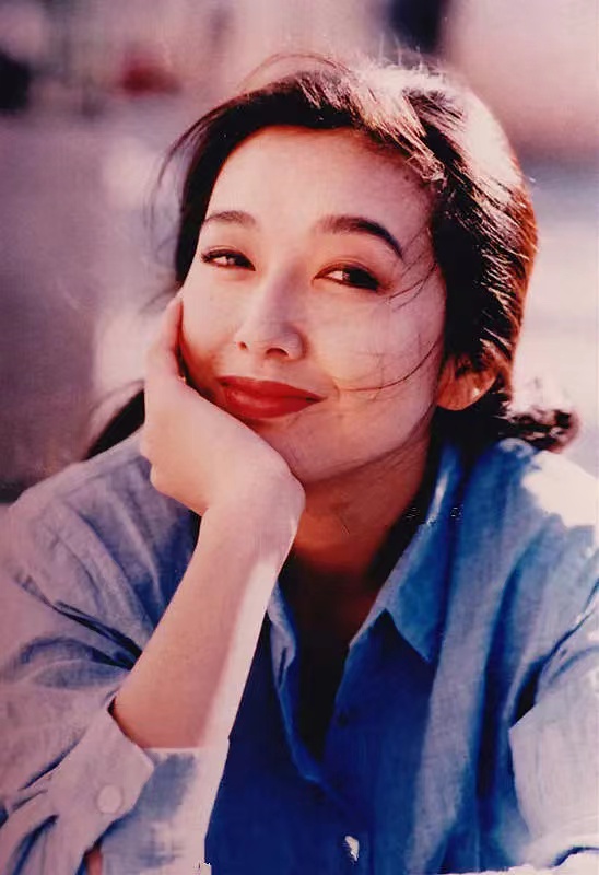56岁江珊在《后浪》状态太真实，表演接地气，贤妻良母典范_百科TA说