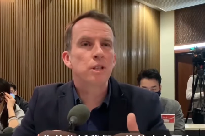  p data-id="gnf7ow441r">沙磊(john sudworth)