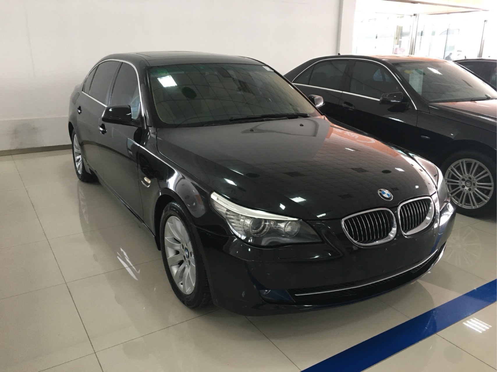 宝马5系530li 豪华型 2010款