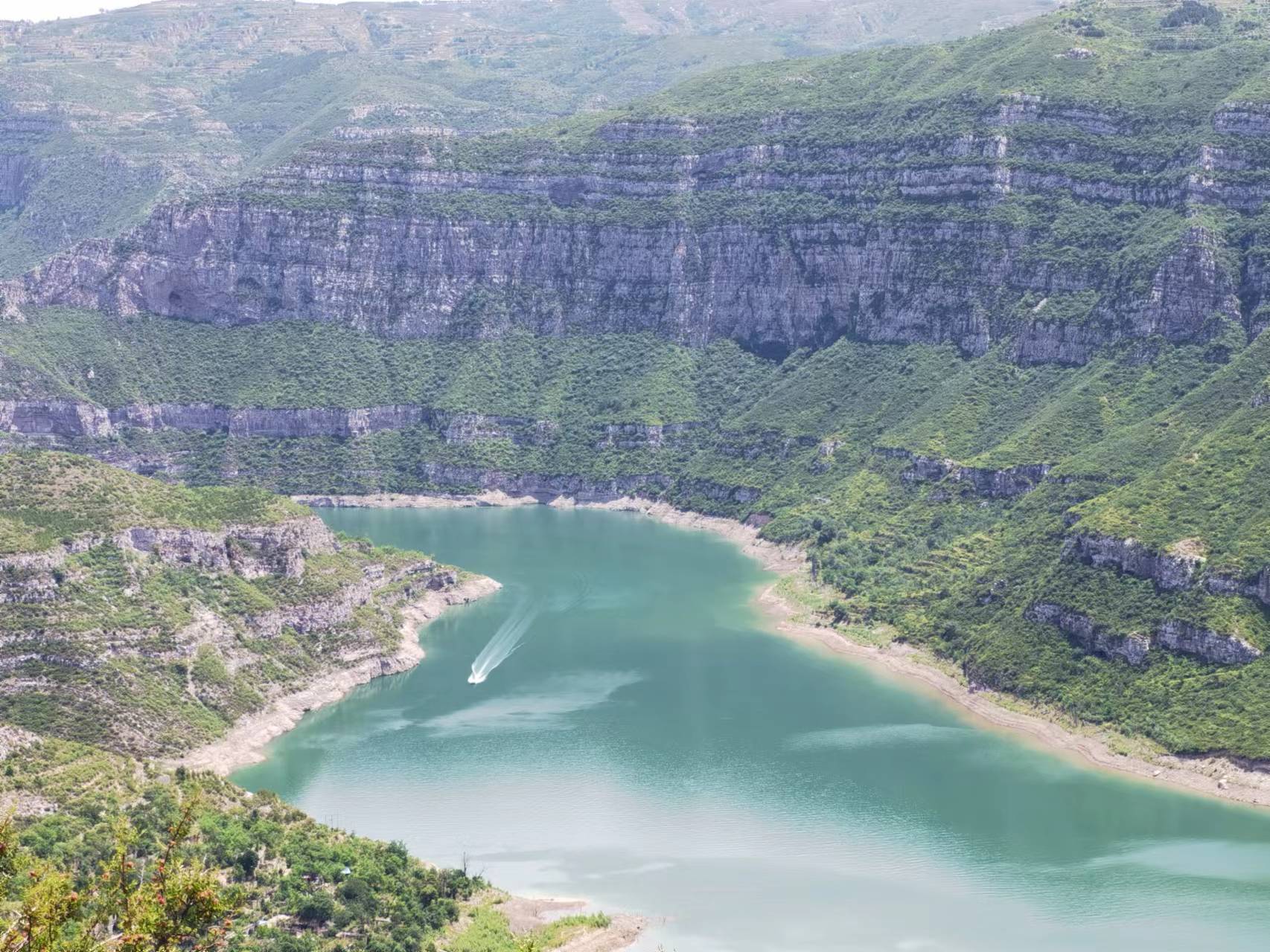  p>角子崖,位于山西省太原市古交市 a target="_blank" href="/item