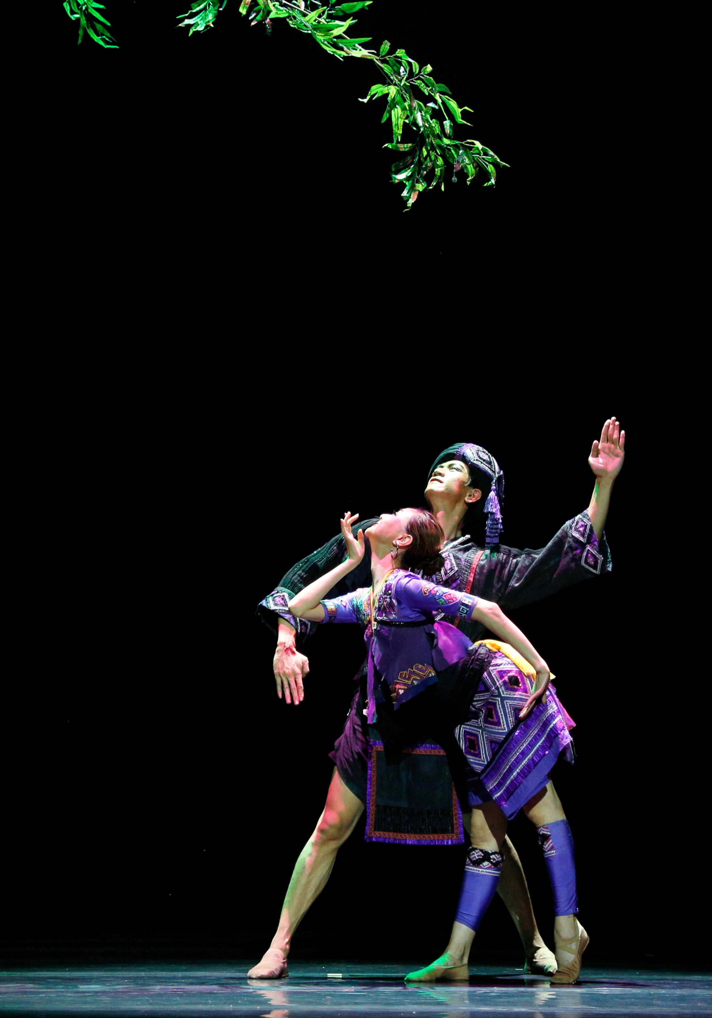  p>周丽君,1986年7月29日出生,中国内地舞蹈演员,毕业于北京舞蹈学院