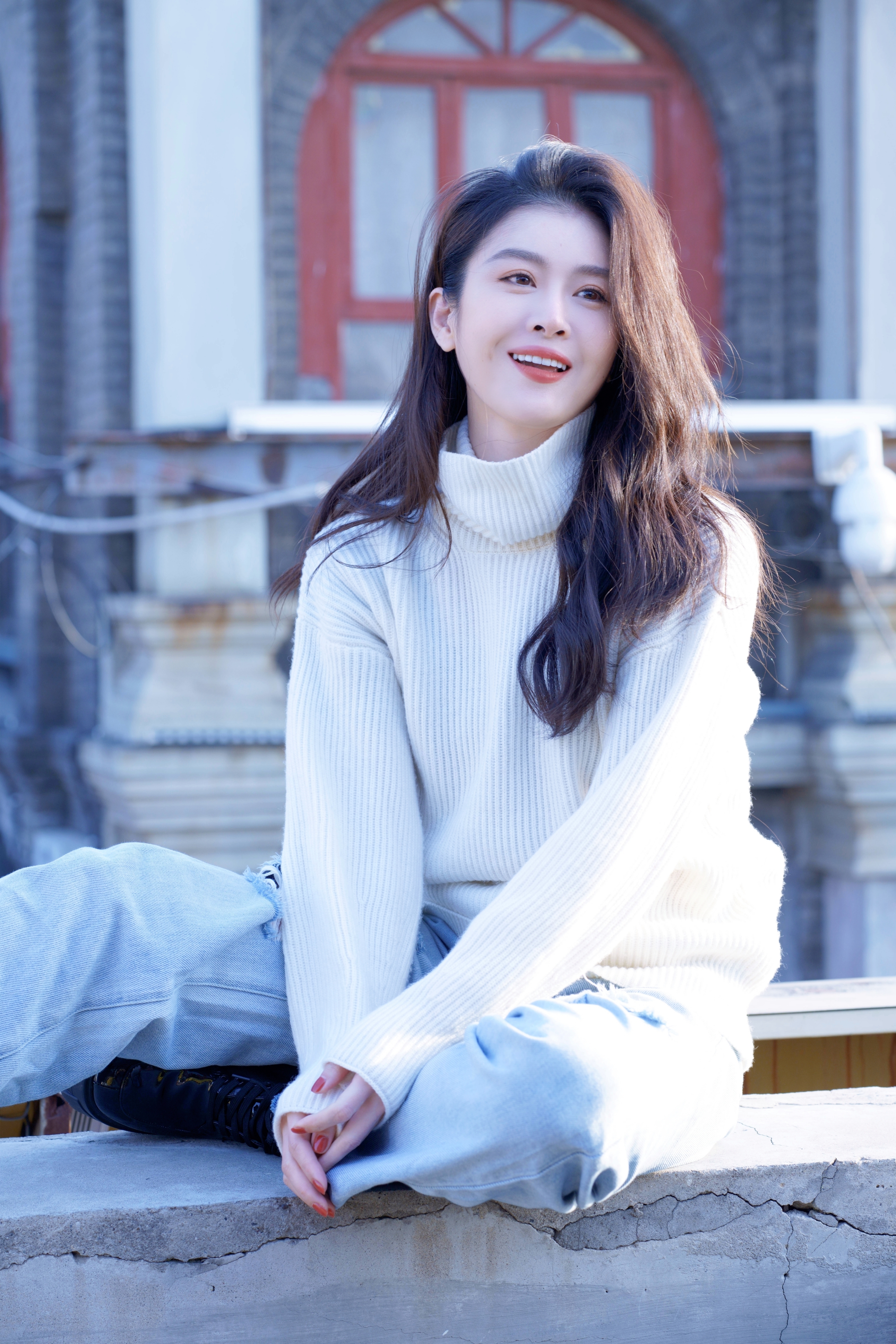  p data-id="go02jxv8ut">林一霆,原名"林伊婷",1988年11月25日出生于