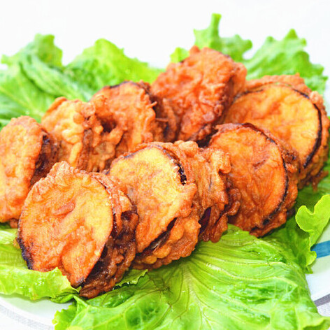  p>酥茄盒,主要食材:茄子,猪肉末.具有外层酥脆,馅心味美的特点. /p>