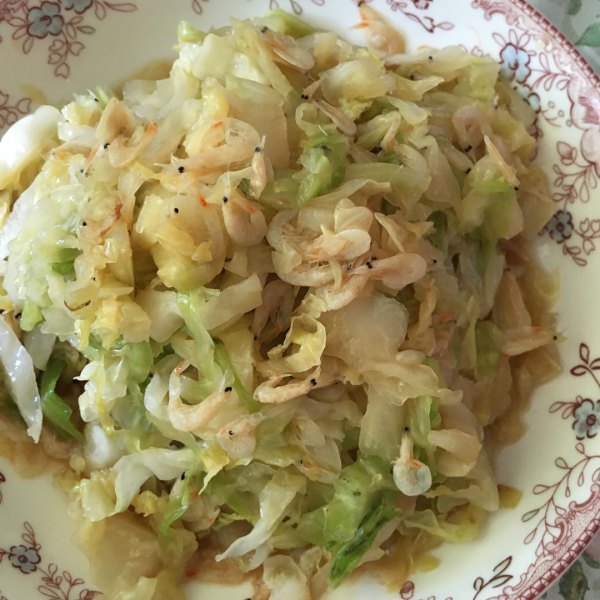 虾皮炒圆白菜