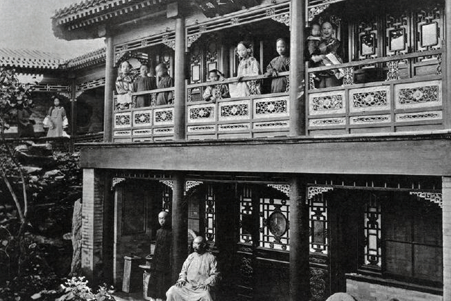  p>杨家宅子是一座位于秦州区西关杨家楼的明代建筑. /p>