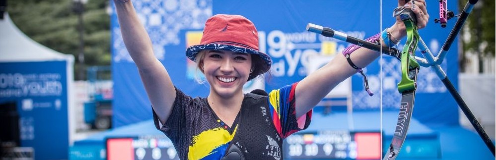  p>瓦伦蒂娜·阿科斯塔-希拉尔多 i>(acosta giraldo valentina