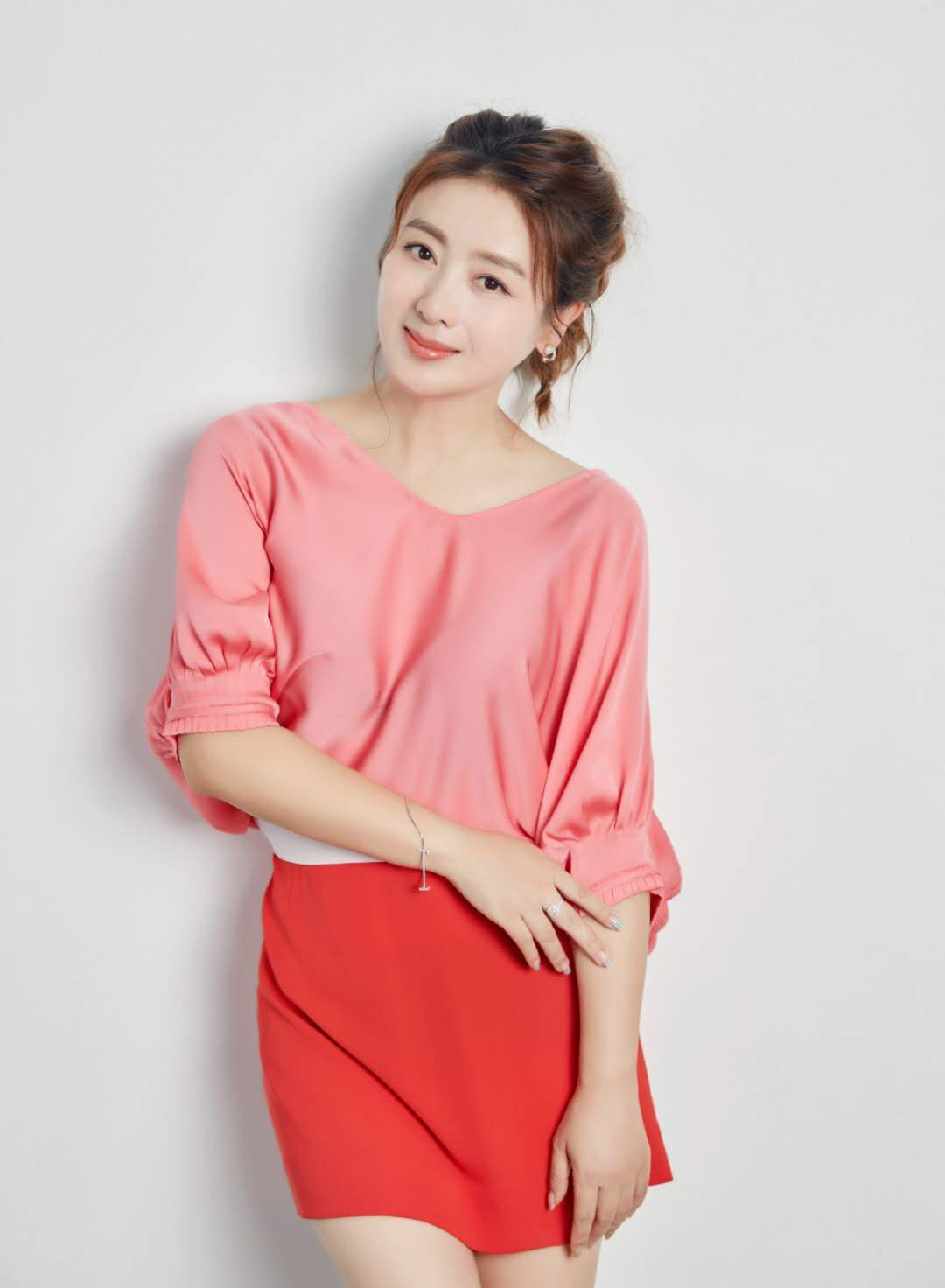  p>小李琳,原名李佳璘.