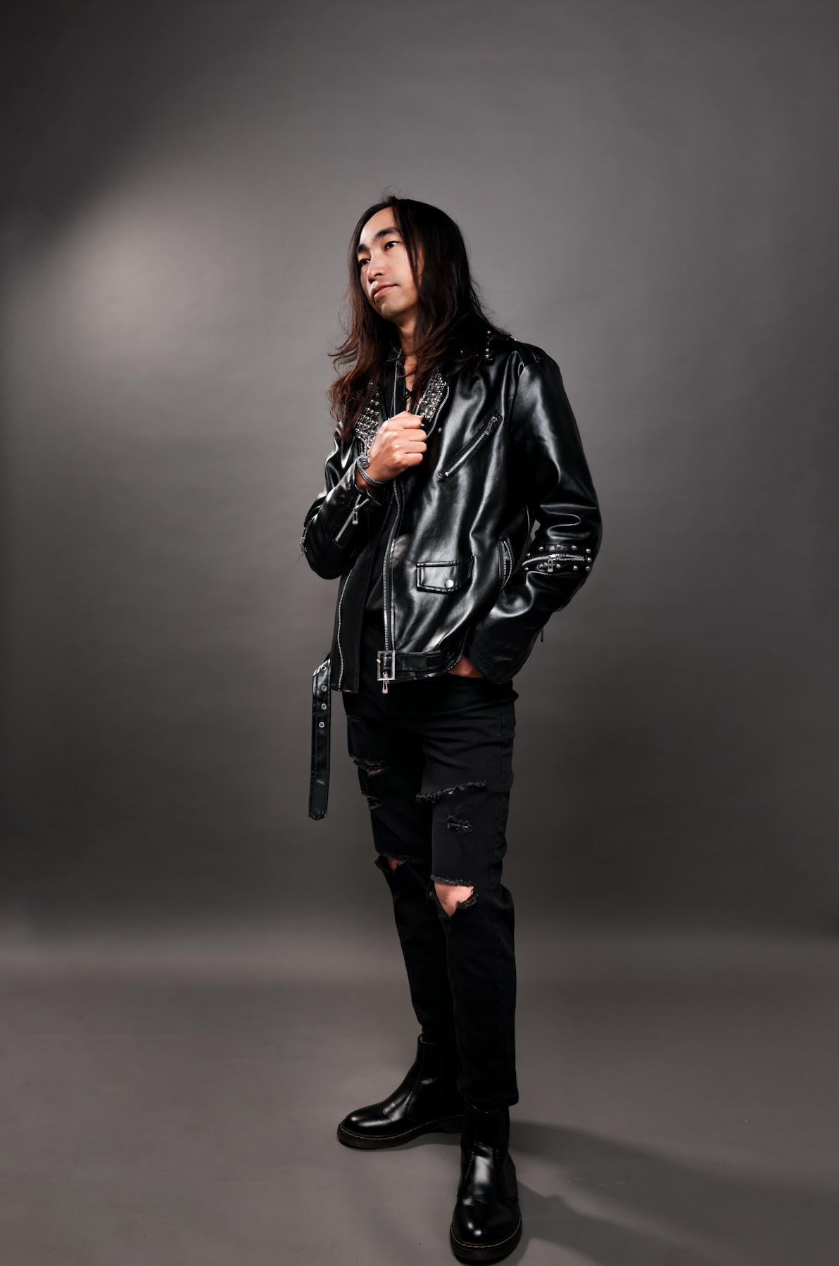 "tbu1kkt5seeq">630乐团是一支成立于2015年翻唱beyond的国内摇滚乐队