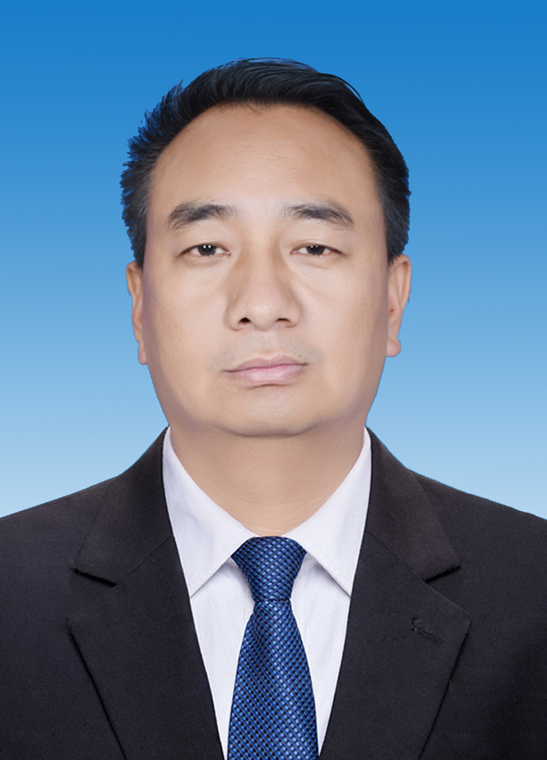  p data-id="gn17li1tvh">李晓忠,男,哈尼族,1978年9月生,云南绿春人