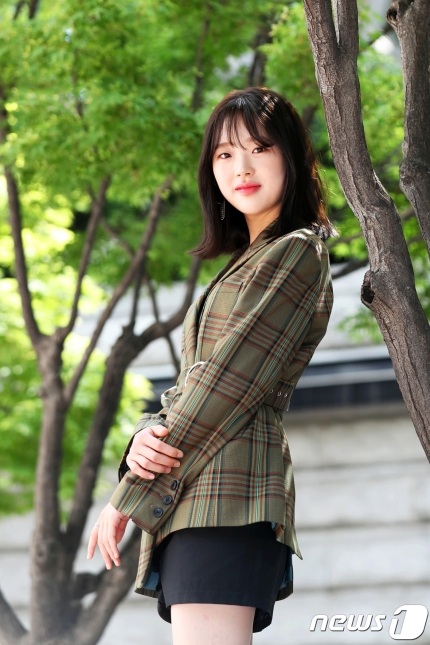  p data-id="gnbsgpnh1p">金施恩