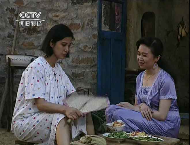  p>《古船·女人和网》是于1993年首播的爱情电视剧,由吴珊,张扬导,由