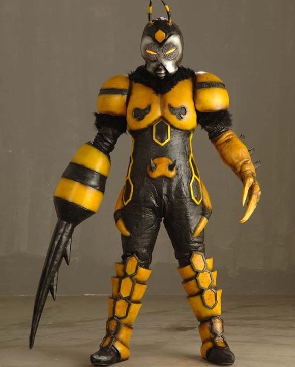  p>黄蜂兽,《 a target="_blank" href="/item/铠甲勇士/18458619"