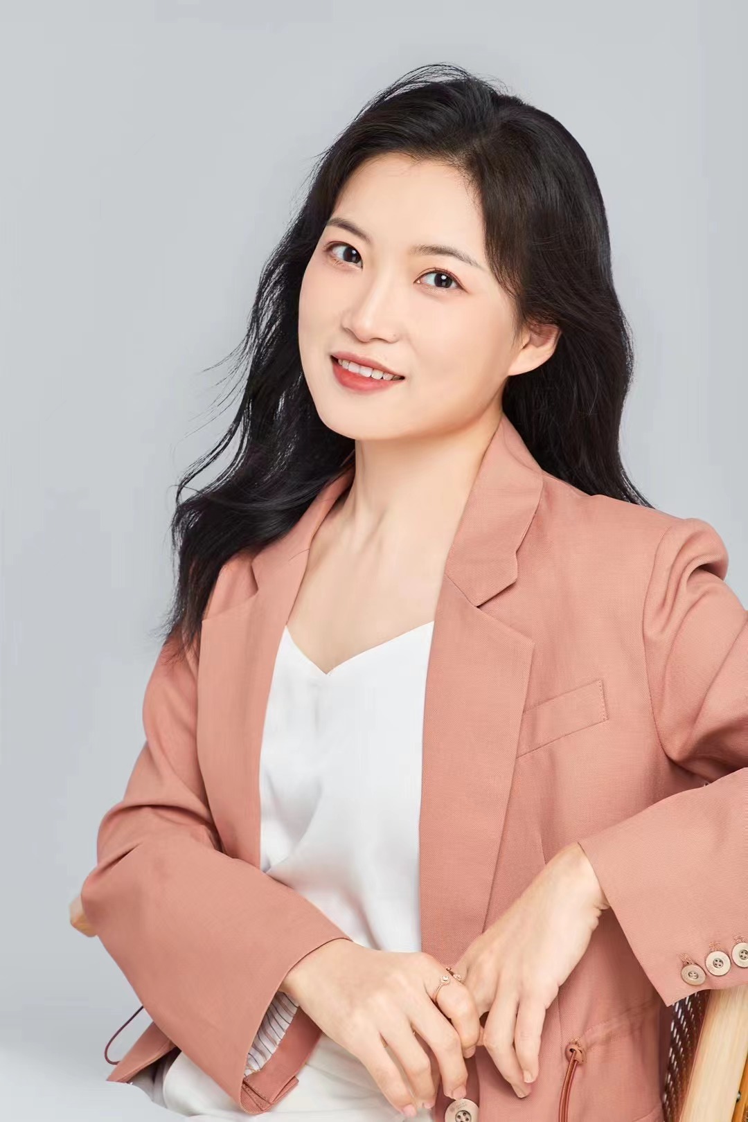  p data-id="gn3dwu1utx">于慧芬,江西师范大学文学院讲师. /p>