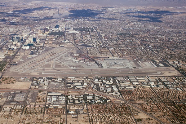  p>拉斯维加斯麦卡伦国际机场(英文全称:las vegas mccarran