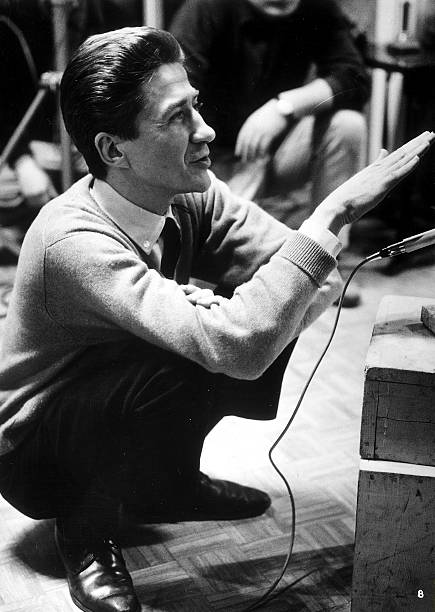  p>阿伦·雷乃 i>(alain resnais,1922年6月3日——2014年3月1日) /i>