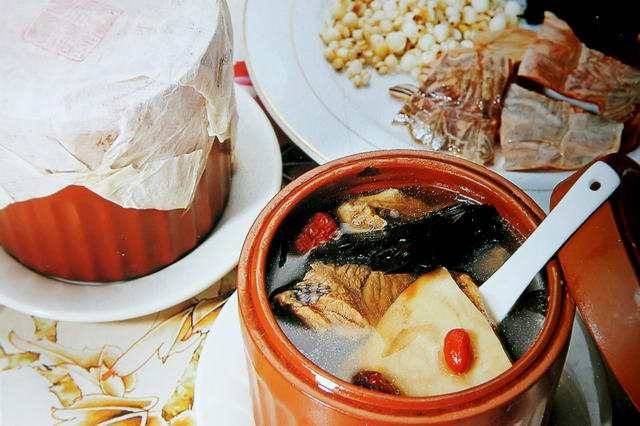 黄连阿胶鸡蛋黄汤